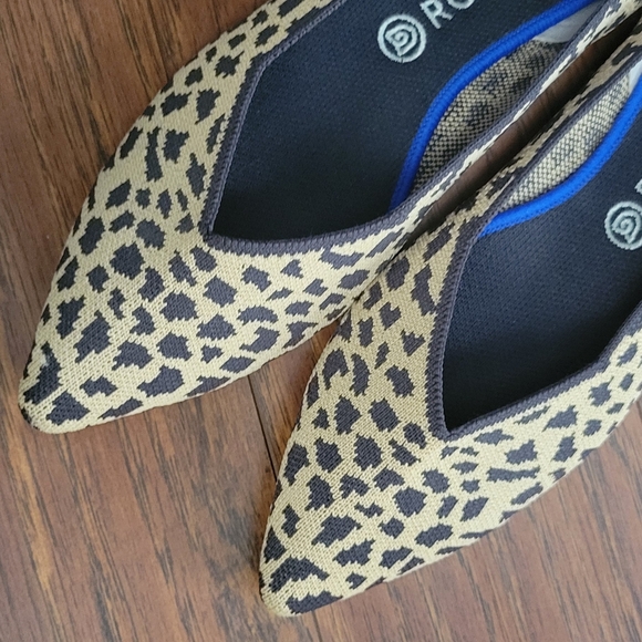 Rothy's The Point leopard flat NWOT - Picture 5 of 9